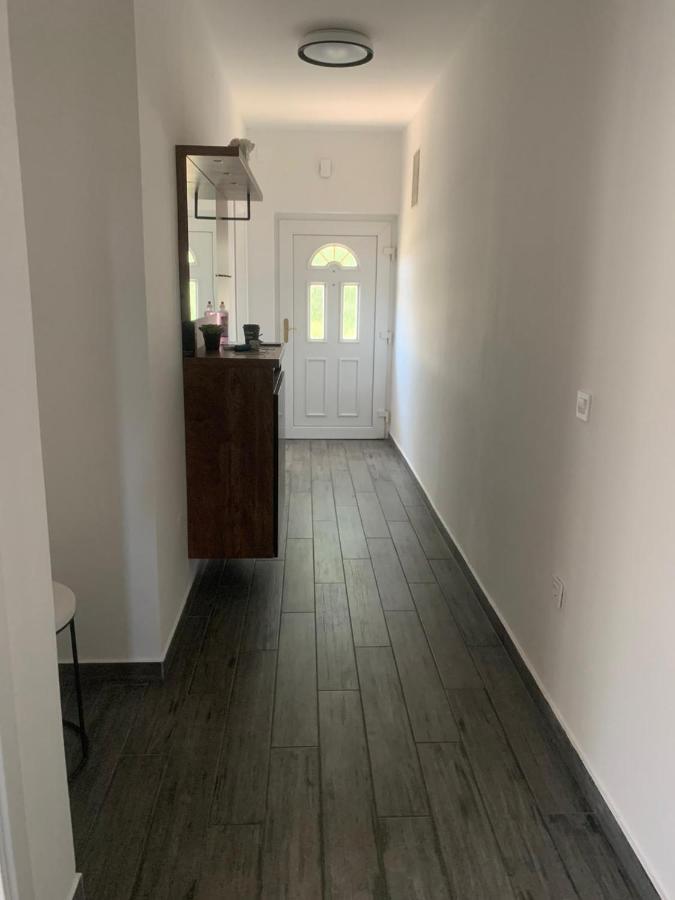 Apartman Na Jezeru Загреб Экстерьер фото