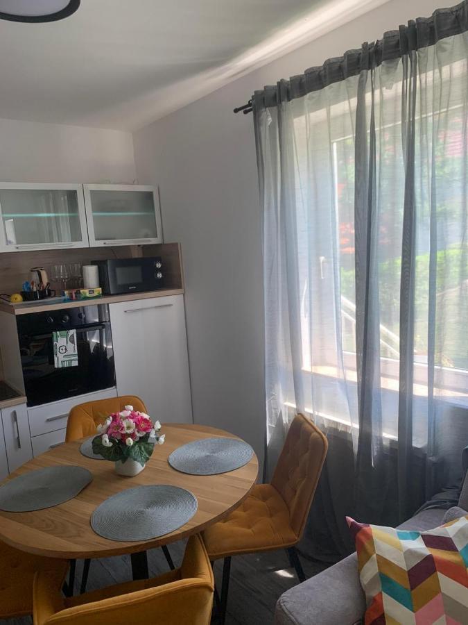 Apartman Na Jezeru Загреб Экстерьер фото