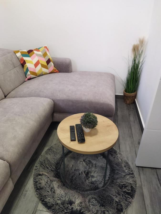 Apartman Na Jezeru Загреб Экстерьер фото