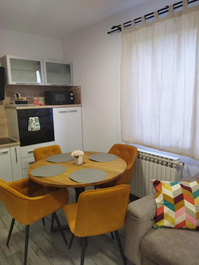 Apartman Na Jezeru Загреб Экстерьер фото