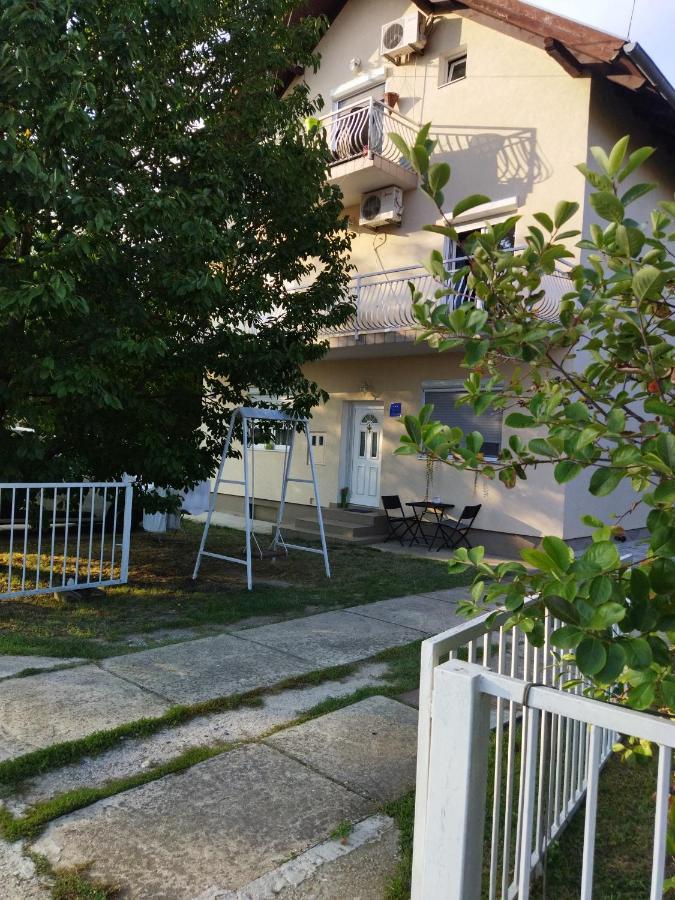 Apartman Na Jezeru Загреб Экстерьер фото