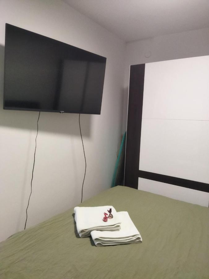 Apartman Na Jezeru Загреб Экстерьер фото