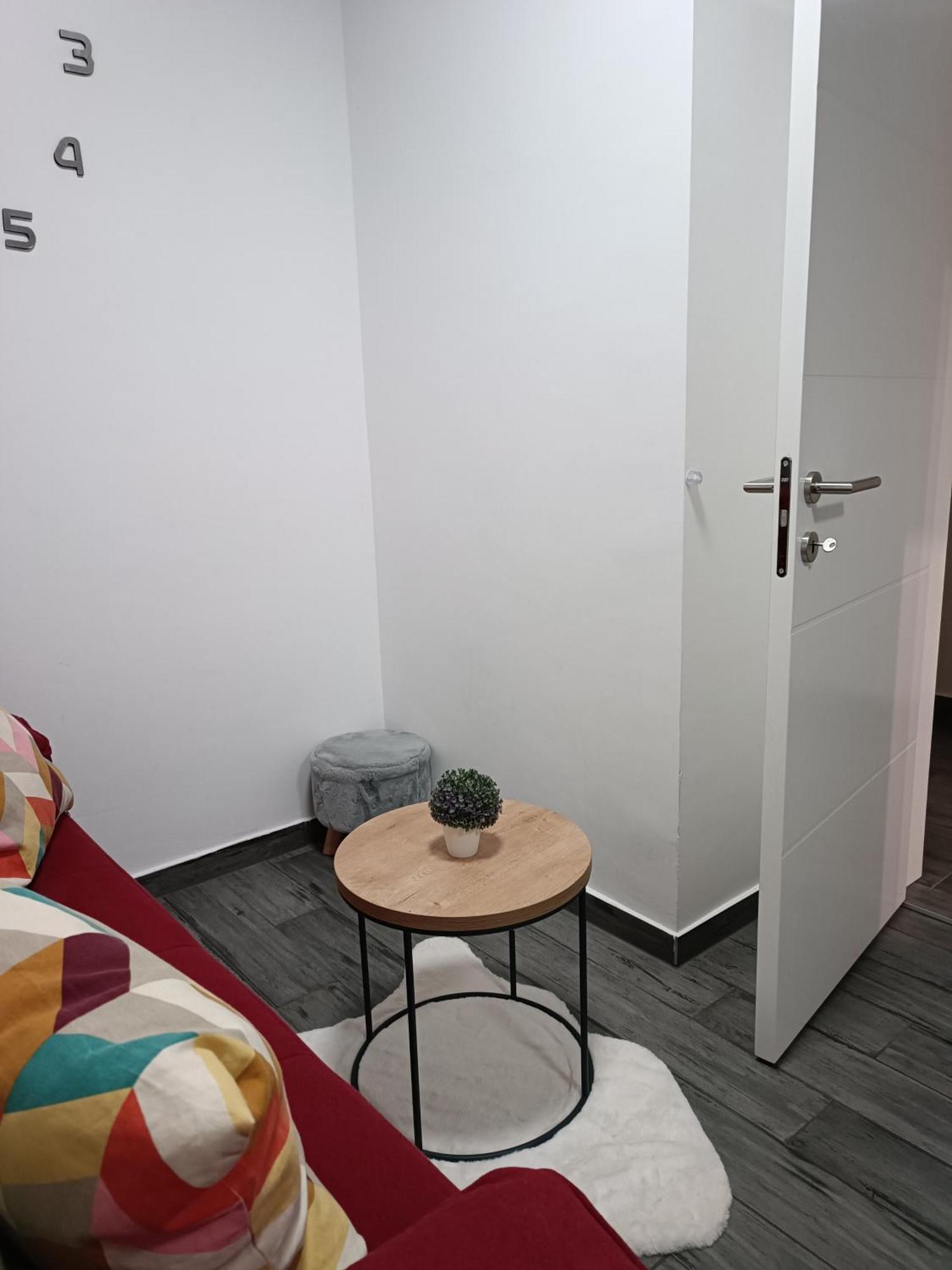 Apartman Na Jezeru Загреб Экстерьер фото