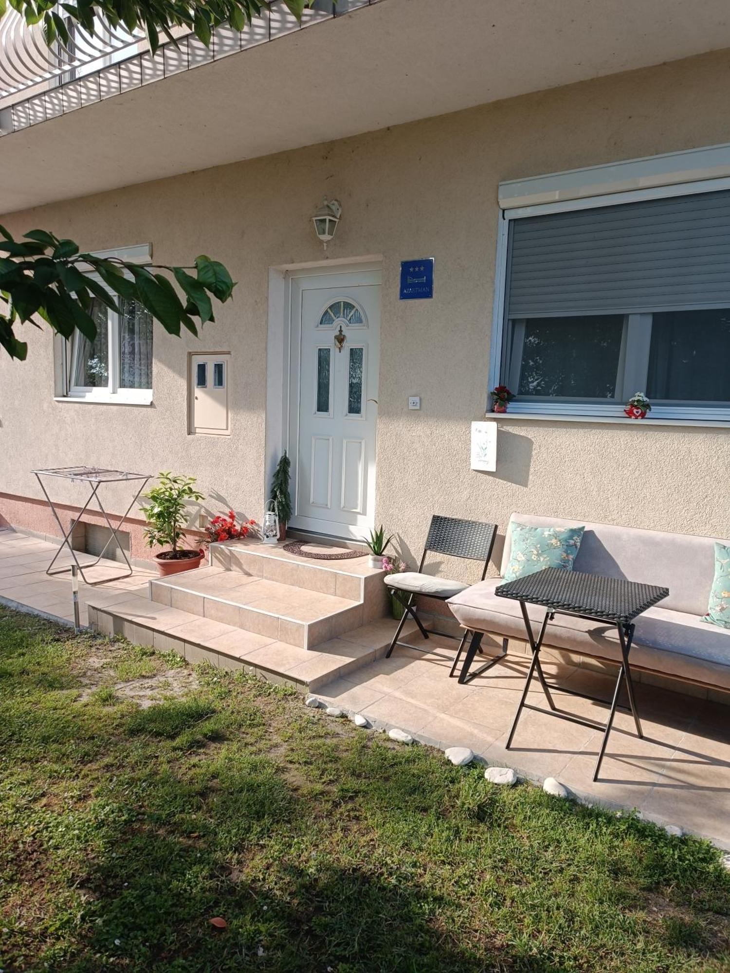 Apartman Na Jezeru Загреб Экстерьер фото