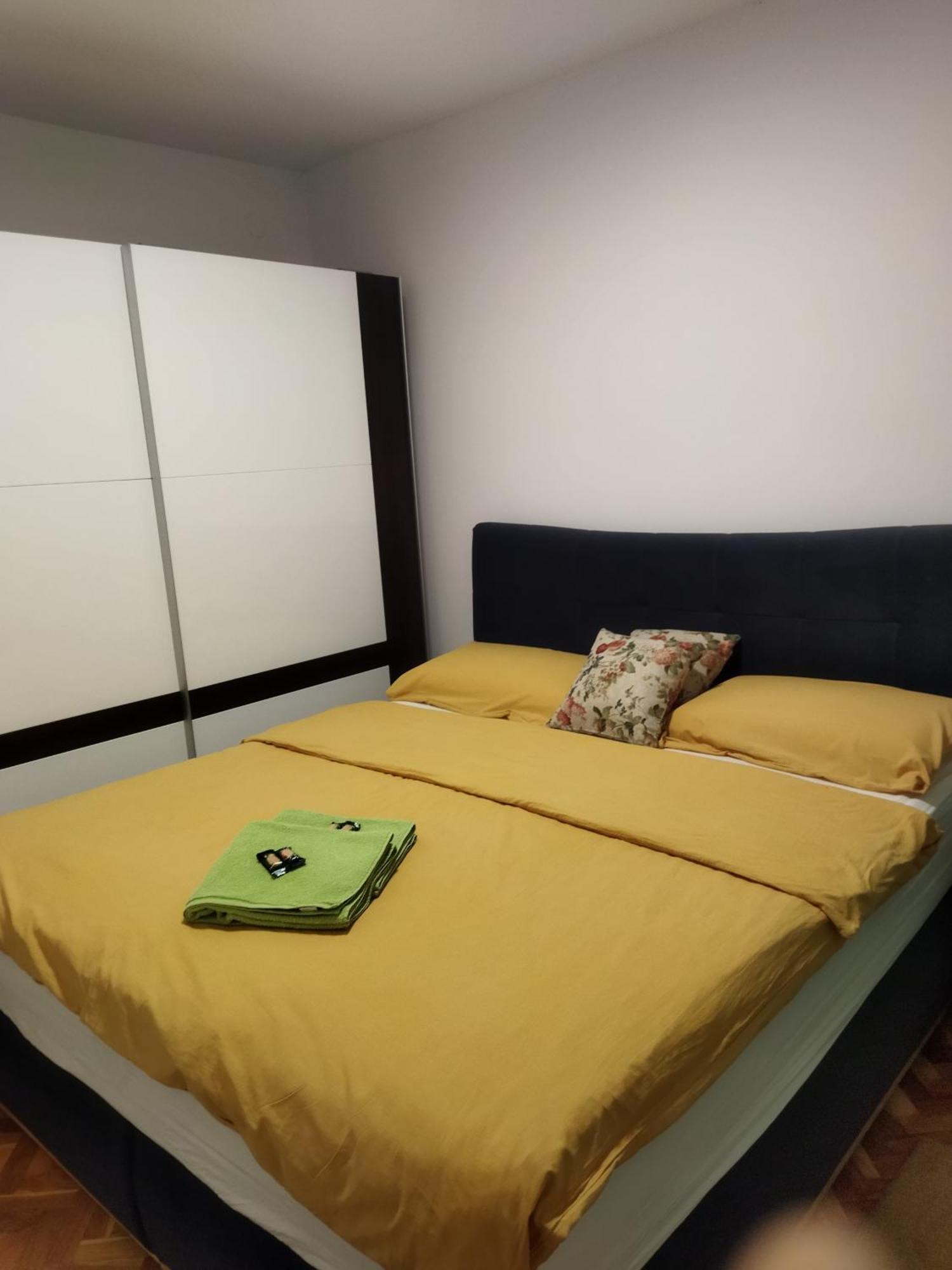 Apartman Na Jezeru Загреб Номер фото